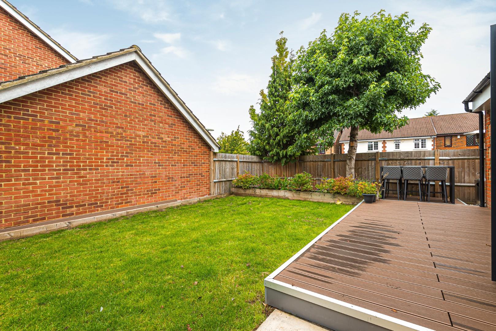 Cardwells Keep, Guildford Collins Guildford